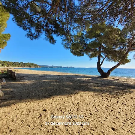 T3 70m2 Renove Rdc, 50m Plage,climatise Avec Grd Terrasse L'argentiere * La Londe-les-Maures